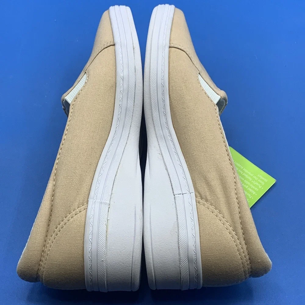 Grasshoppers Women's Comfort Shoes Low Heel Slip On Beige Casual - Size 5.5